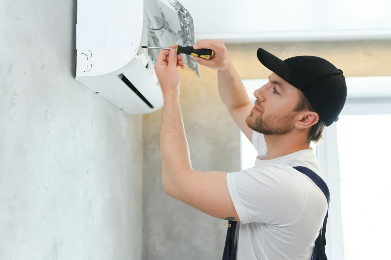 service-man-is-cleaning-repair-and-maintenance-of-air-conditioner-1-3.jpg